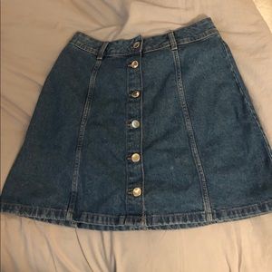 Denim button skirt